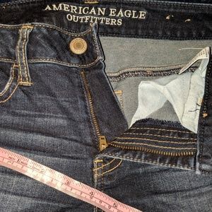 American Eagle Dark wash Jegging